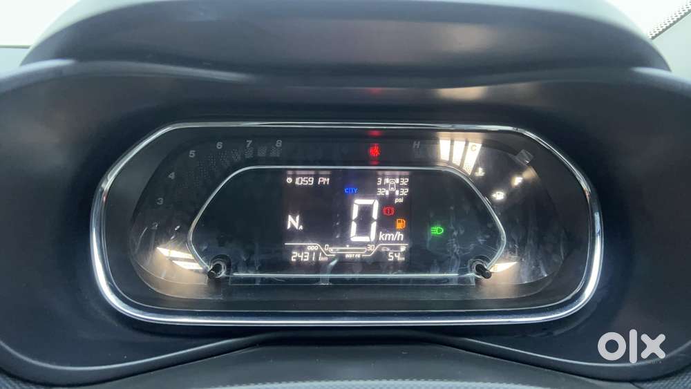 Tata Nexon 1.5 Revotorq Xza Plus S Amt, 2023, Petrol