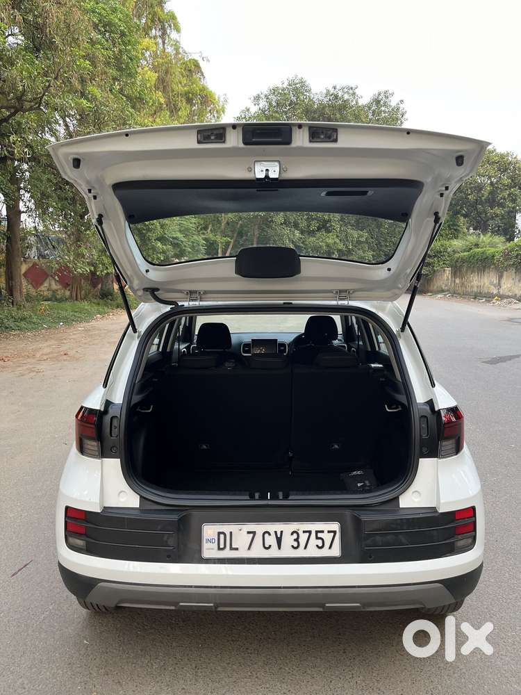 Hyundai Venue S 1.2 Petrol, 2023, Petrol