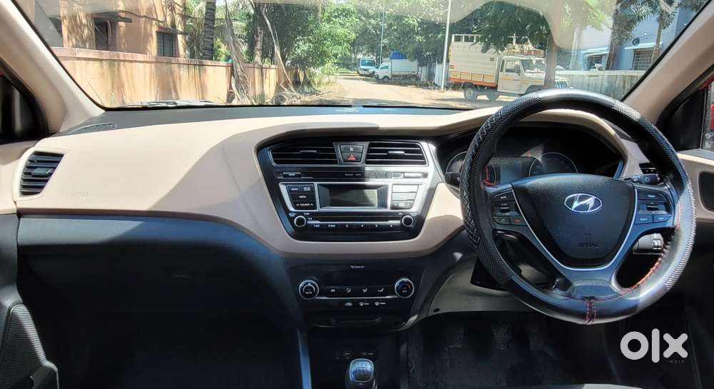 Hyundai I20 Petrol Spotz, 2017, Petrol