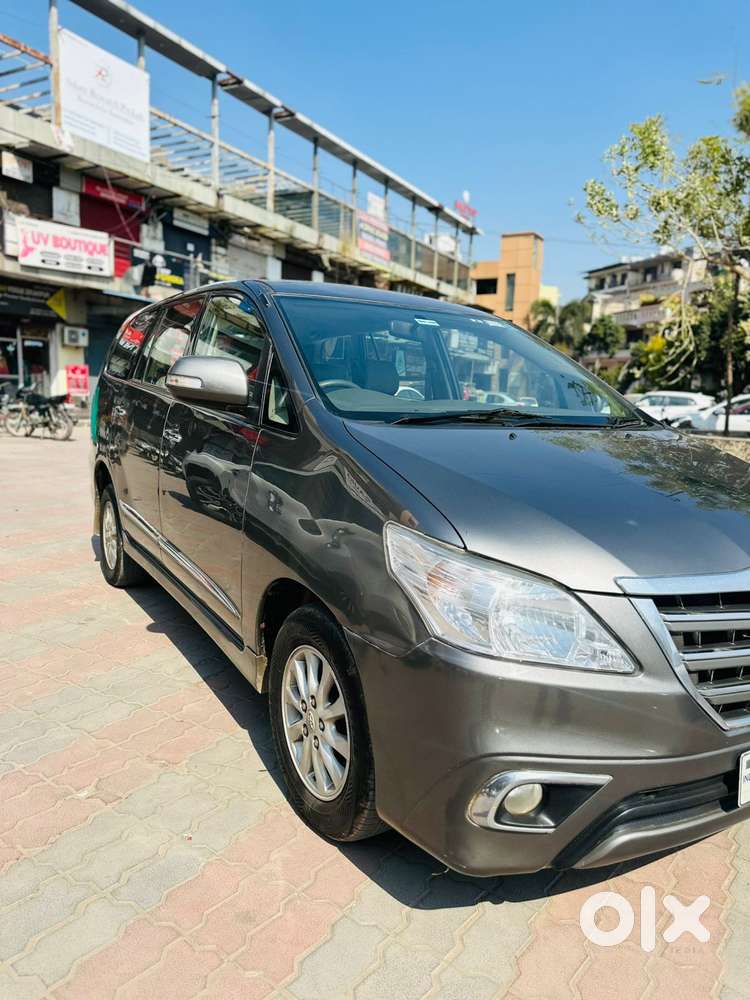 Toyota Innova 2.0 V, 2014, Diesel