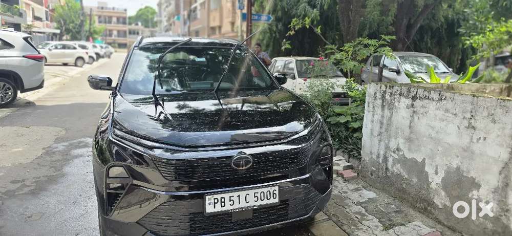 Tata Harrier Dark Diesel Manual 2025