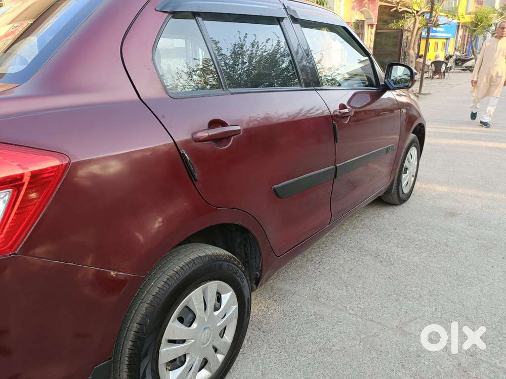 Maruti Suzuki Swift Dzire 1.2 Vxi Bsiv, 2015, Petrol