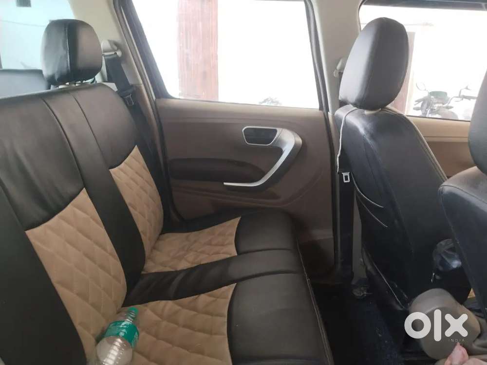 Mahindra Tuv 300 2017 Diesel 65000 Km Driven