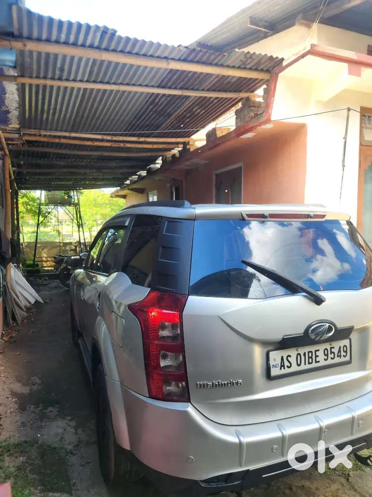 Mahindra Xuv500 2013 Diesel 80000 Km Driven