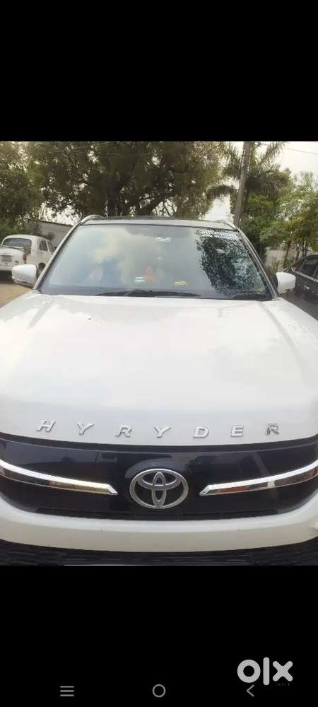 Toyota Urban Cruiser Hyryder 2024 December Petrol Well Maintained