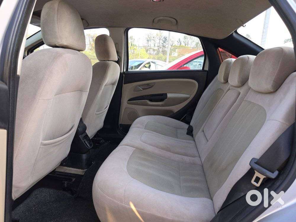 Fiat Linea Emotion Pk 1.4, 2009, Petrol