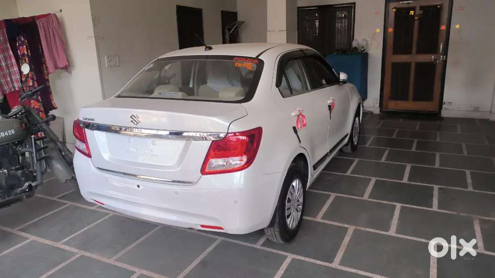 Maruti Suzuki Dzire 2024 Cng & Hybrids 26500 Km Driven Not Negotiable