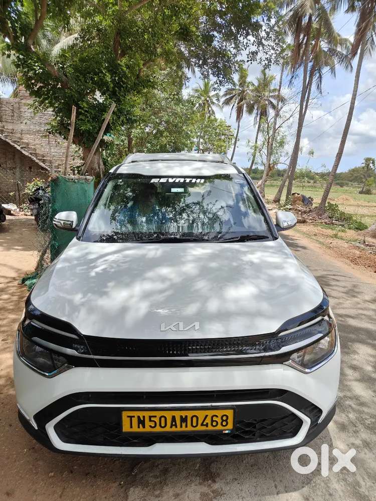 Kia Carens 2023 Diesel 175000 Km Driven