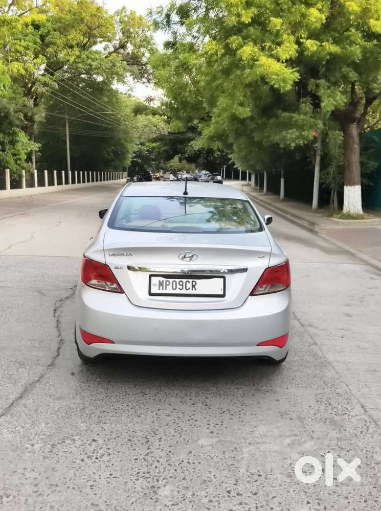 Hyundai Verna Vtvt 1.6 Sx, 2015, Petrol