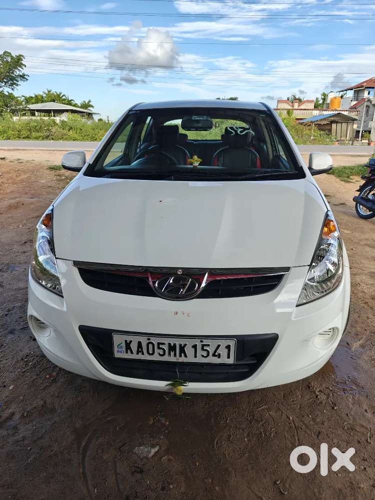 Hyundai I20 Sportz Petrol
