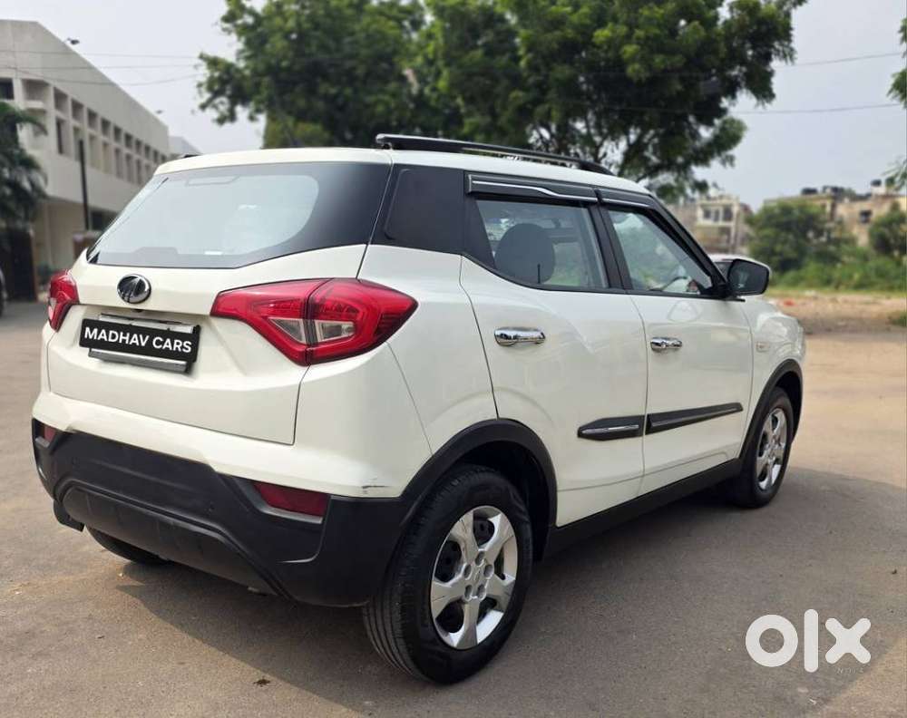Mahindra Xuv300 W6, 2022, Petrol