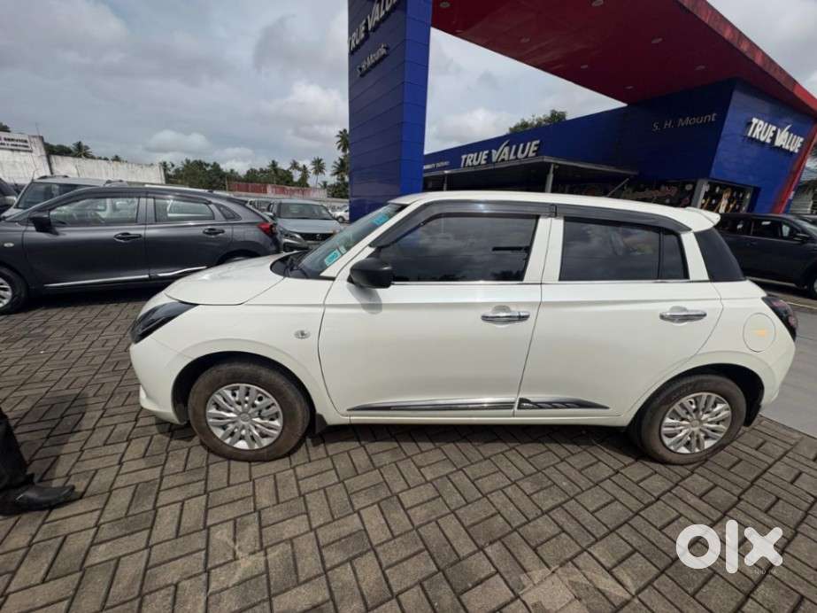 Maruti Suzuki Swift, 2025, Petrol