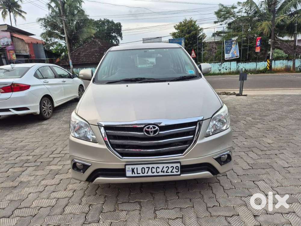 Toyota Innova 2.5 V 7 Str, 2015, Diesel
