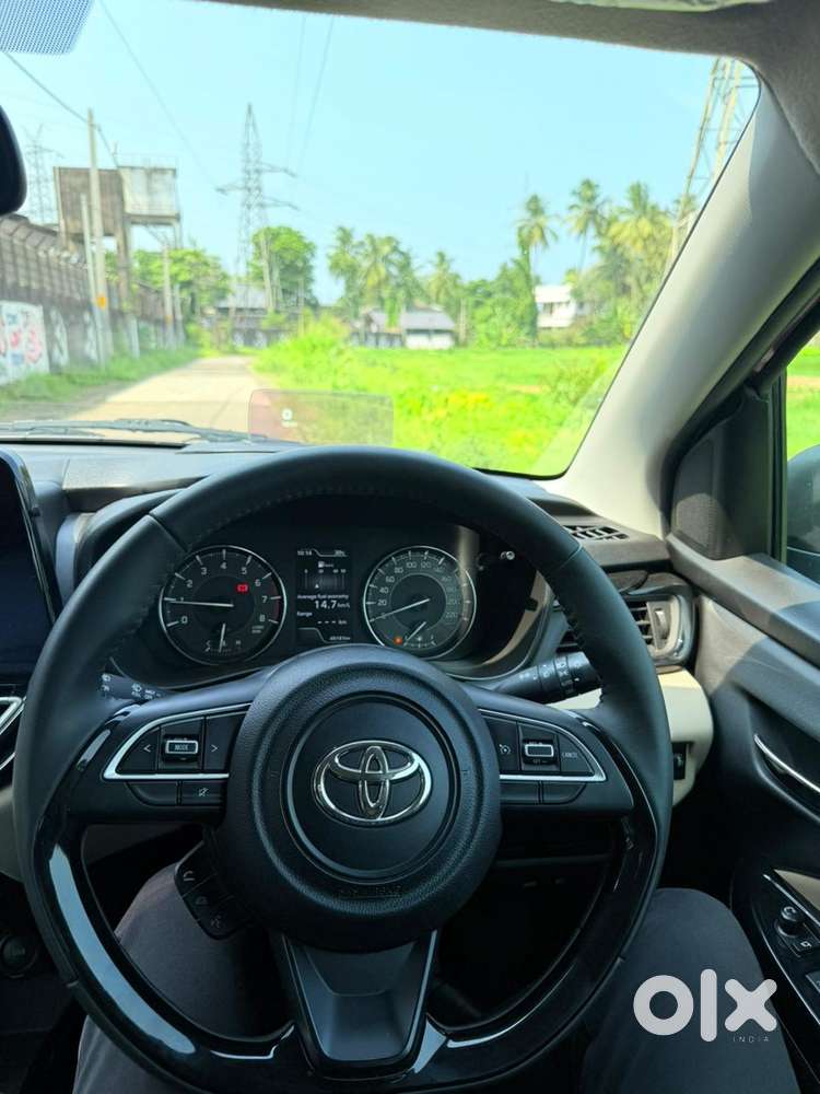 Toyota Glanza V, 2022, Petrol