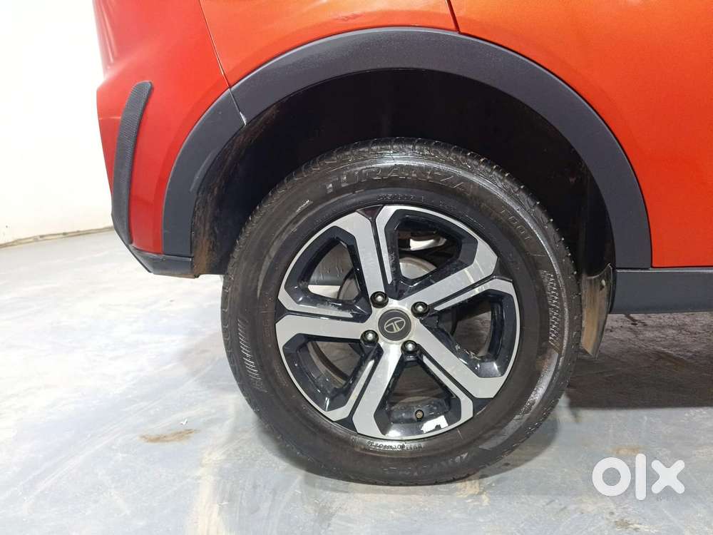 Tata Nexon 1.5 Revotorq Xza Plus S Amt, 2023, Petrol