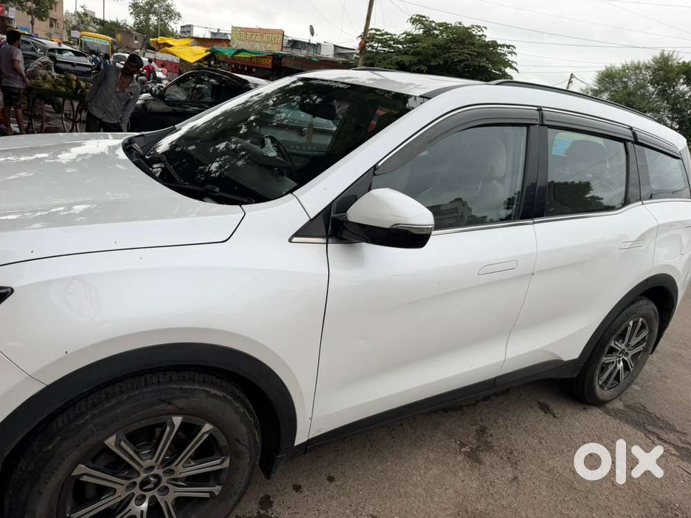 Mahindra Xuv700 Diesel 2025