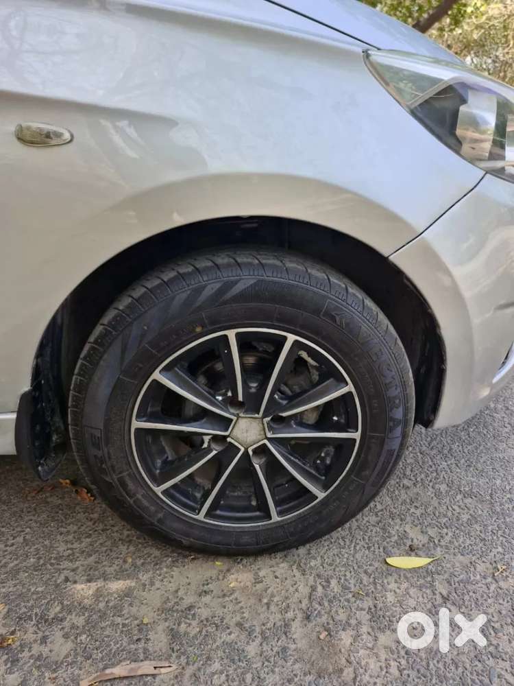 Tata Tiago 1.2 Revotron Xt, 2017, Petrol