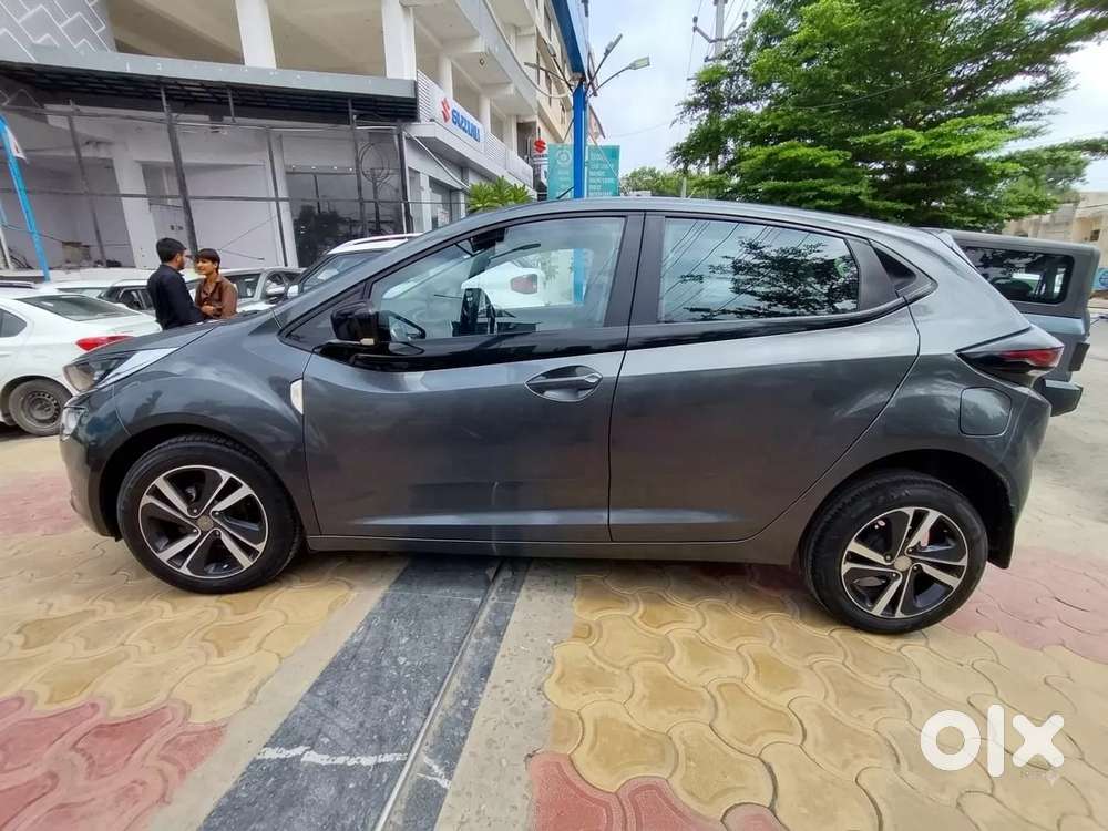 Tata Altroz Xz, 2023, Petrol