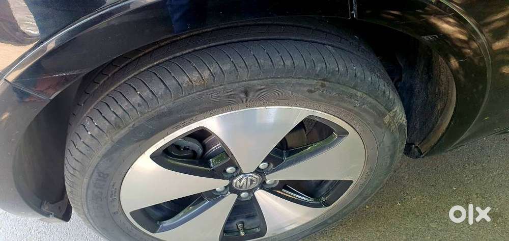 Mg Windsor Ev Essence, 2024, Electric