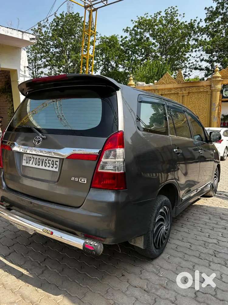 Toyota Innova 2013 Diesel Well Maintained Family Used Car