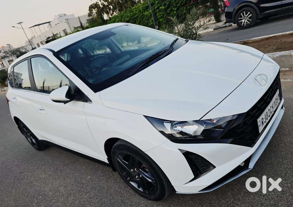 Hyundai I20 Sportz 1.2 Mt, 2023, Petrol