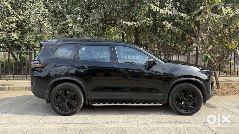 Tata Safari Adventure Plus Dark Edition At, 2024, Diesel