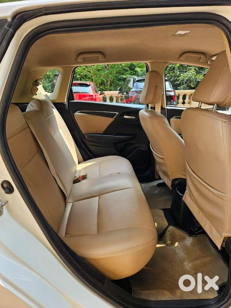 Honda Jazz 2016 Petrol Well Maintained