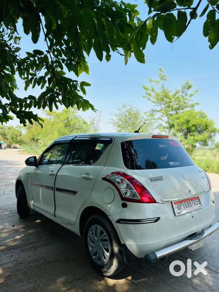 Maruti Suzuki Swift 2015 Diesel 128000 Km Driven