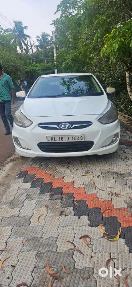 Hyundai Verna 1.6 Sx 2012