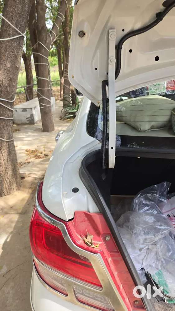 Maruti Suzuki Dzire 2017 Diesel 78478 Km Driven