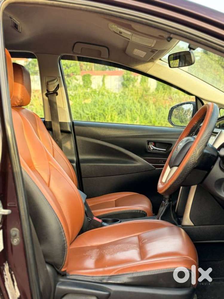 Toyota Innova Crysta 2.4 Gx Mt, 2016, Diesel