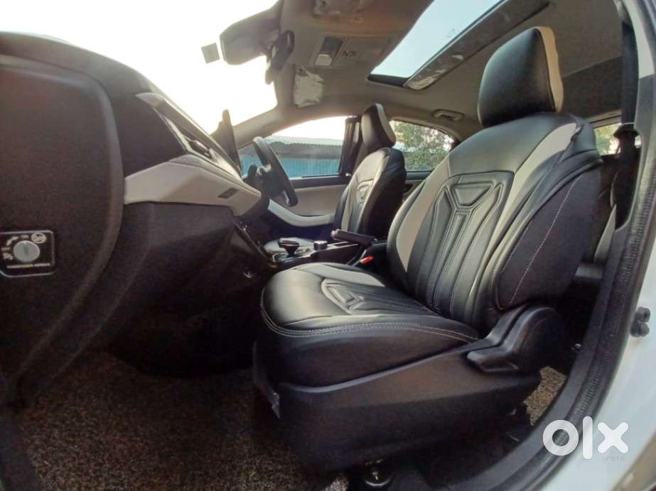 Tata Nexon Creative Plus S 1.2 Revotron Petrol 7dca, 2024, Petrol