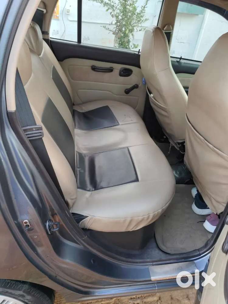 Hyundai Santro Xing Gls 2011