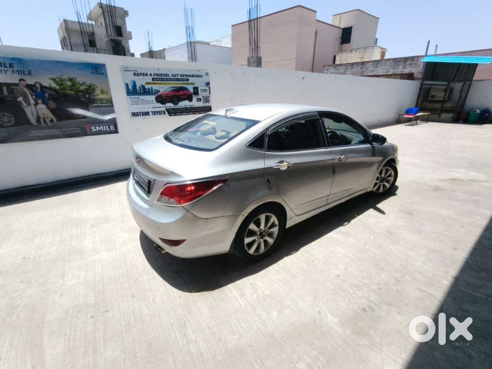 Hyundai Verna Crdi Vgt Sx 1.5, 2012, Diesel