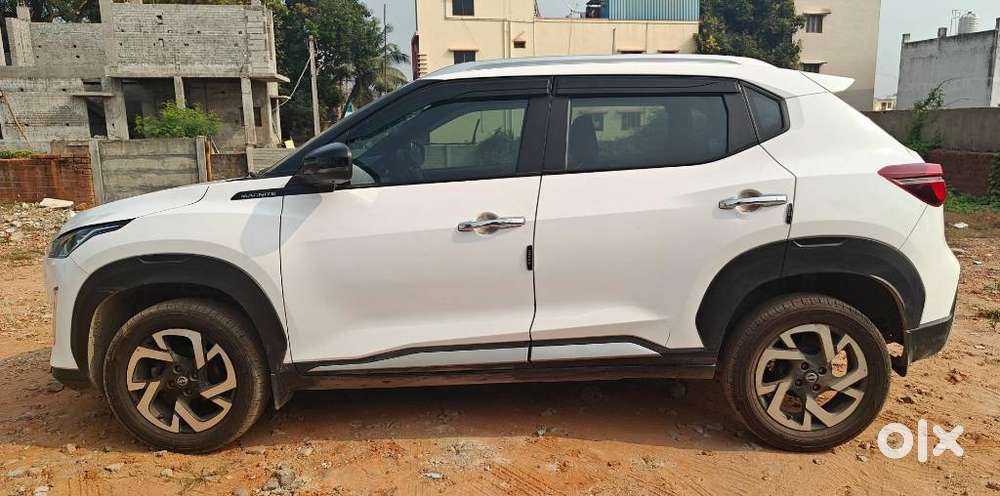 Nissan Magnite 1.0 Xv, 2024, Petrol