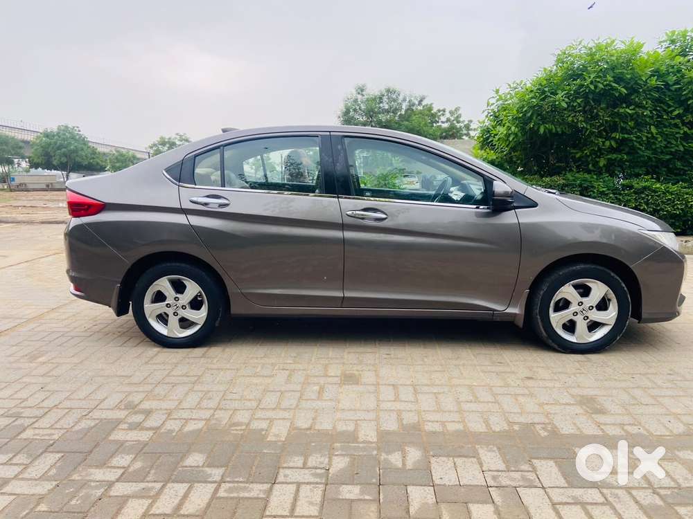 Honda City V Mt, 2015, Petrol