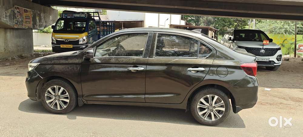 Honda Amaze 2nd Gen Vx, 2022, Petrol