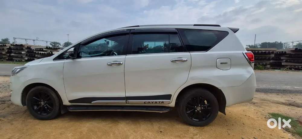 Toyota Innova Crysta 2019 Diesel Manual