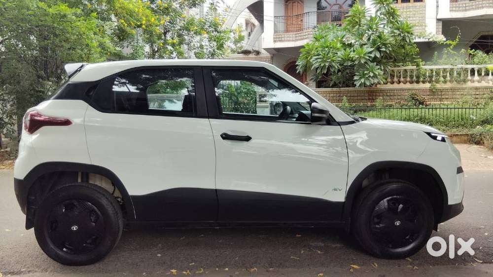 Tata Punch Ev Smart, 2025, Electric