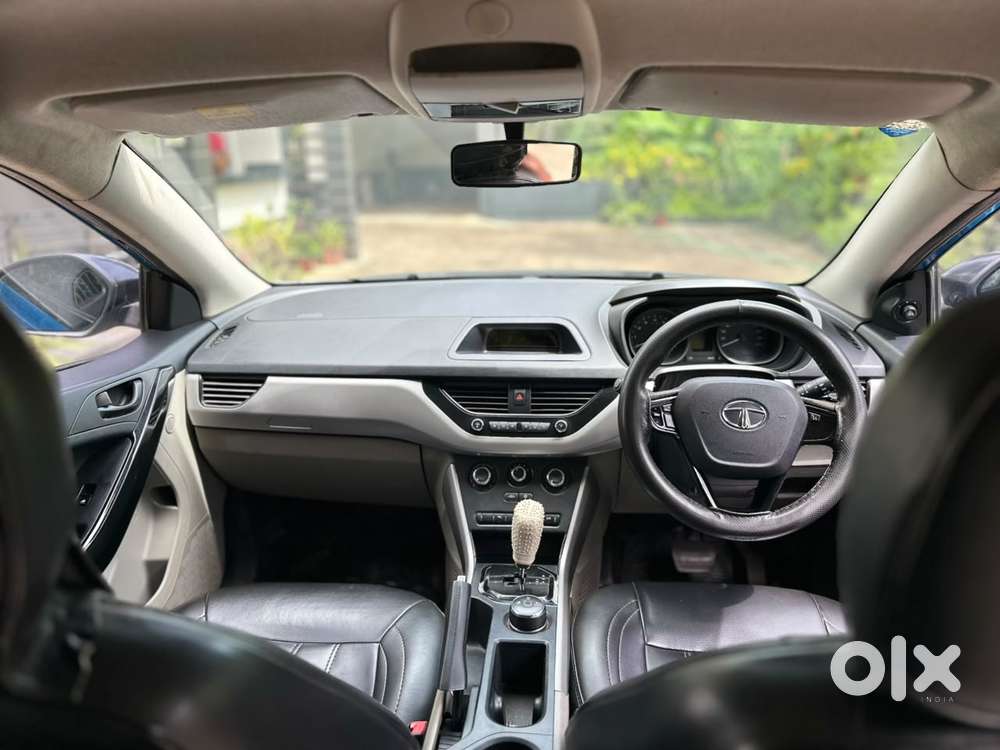 Tata Nexon 1.2 Revotron Xma Amt (s), 2018, Diesel