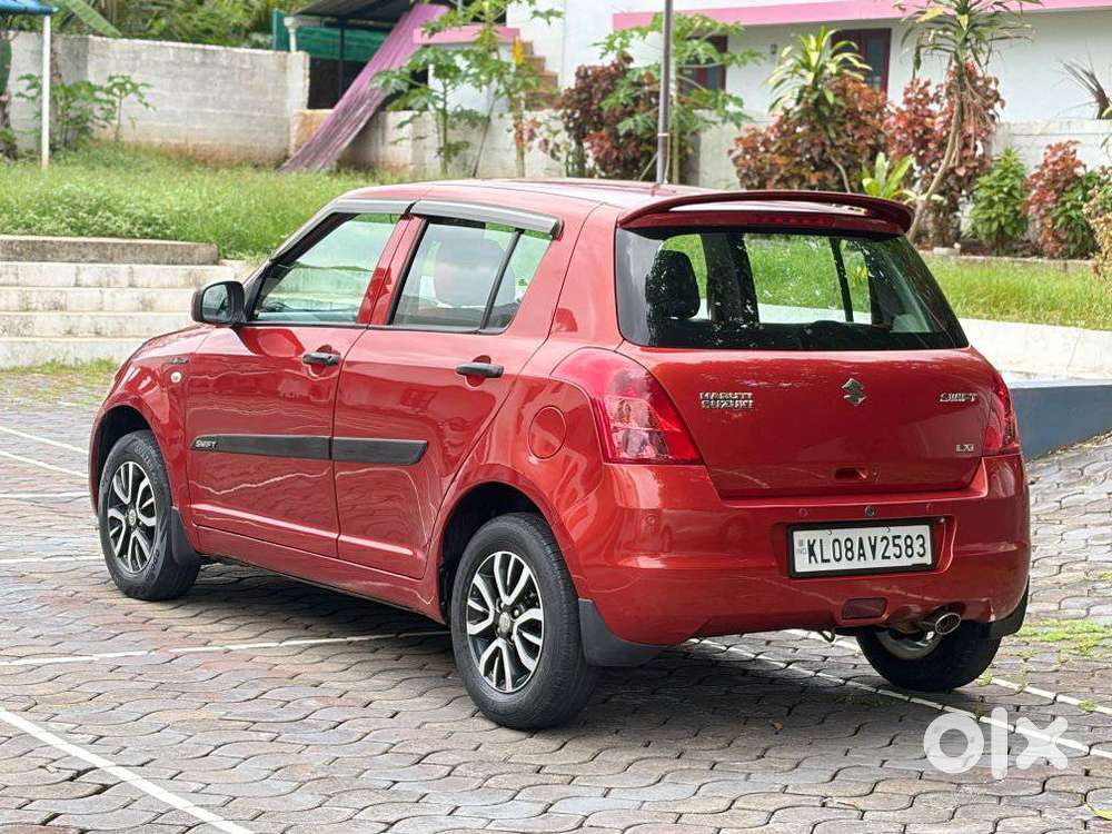 Maruti Suzuki Swift, 2011, Petrol