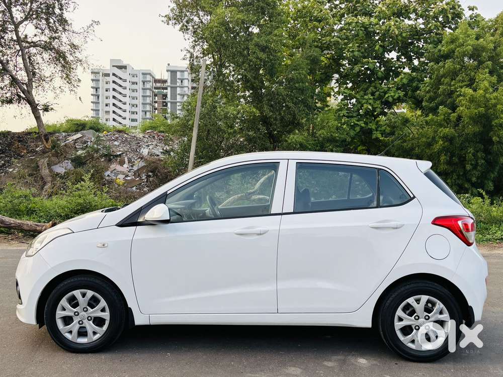 Hyundai Grand I10 Magna O At Petrol, 2017, Petrol