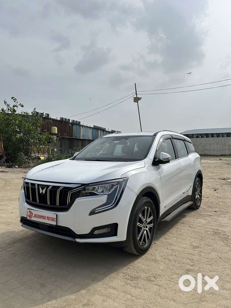 Mahindra Xuv700 2.0 Ax 7 Petrol At Luxury Pack Str, 2023, Petrol