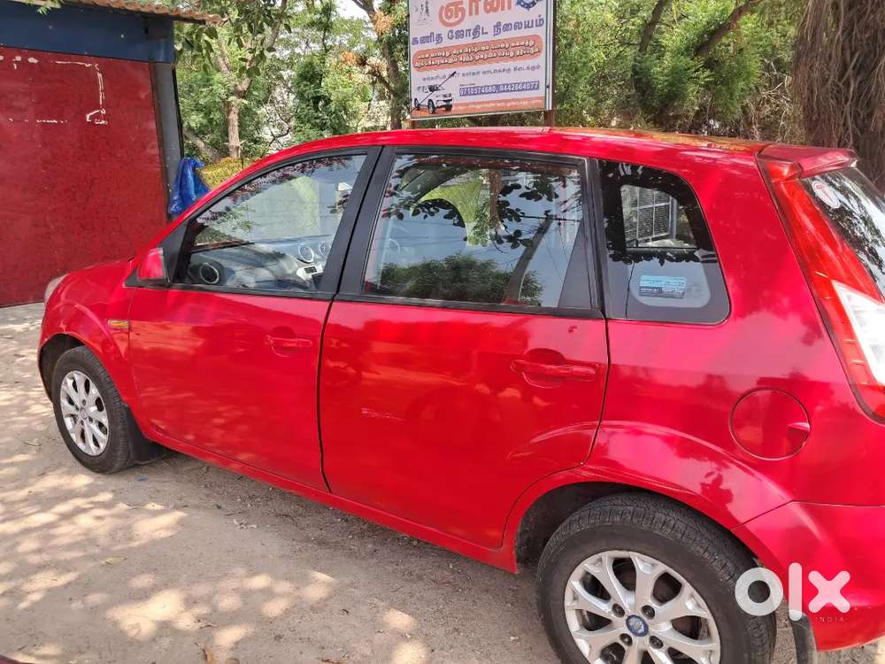 Ford Figo 2013 Diesel 64000 Km Driven