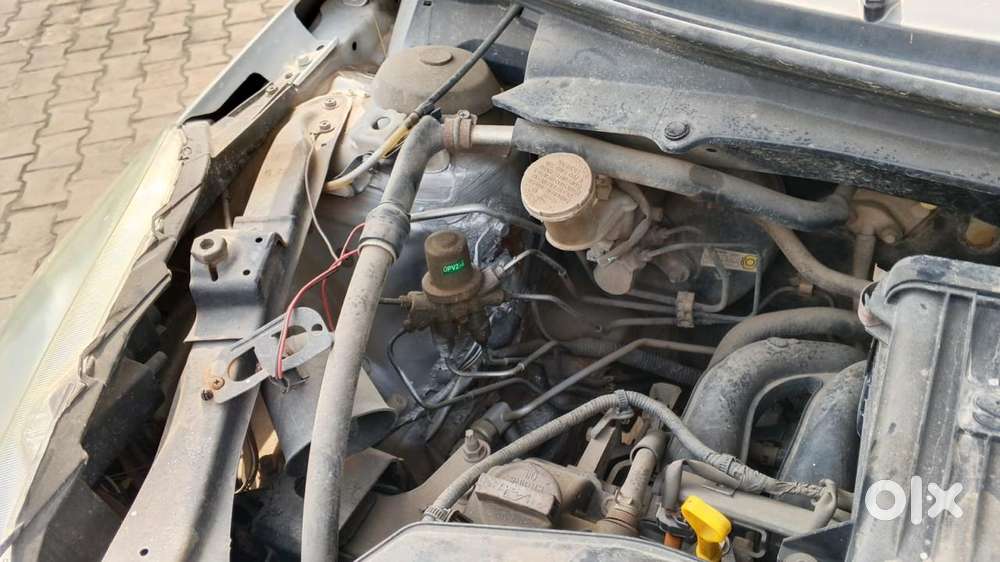 Maruti Suzuki Swift Lxi, 2015, Petrol