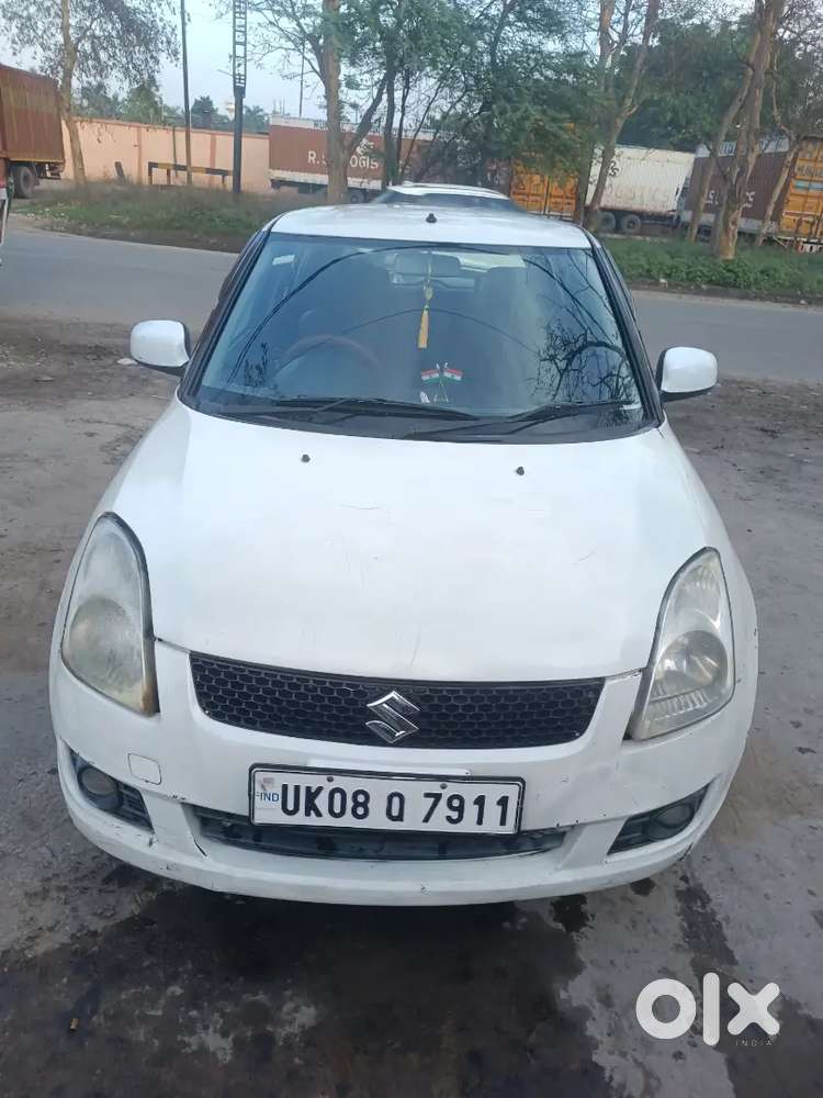 Mujhe Nahi Carlinia Isla Purani Restaurant