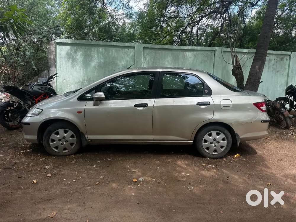 Honda City 2005 Well Manitained