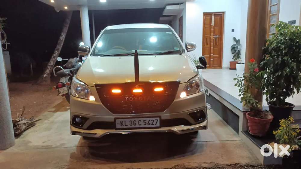 Toyota Innova 2012 Diesel Well Maintained