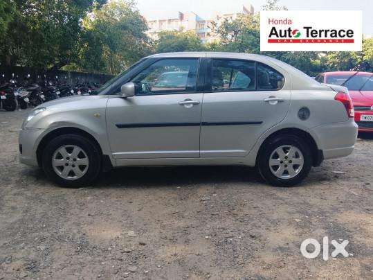 Maruti Suzuki Swift Dzire Zxi, 2011, Petrol