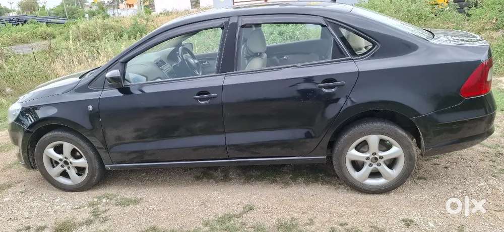 Skoda Rapid 1.6 Active 2014